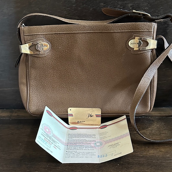 Gucci Plus Vintage Crossbody - Picture 1 of 12